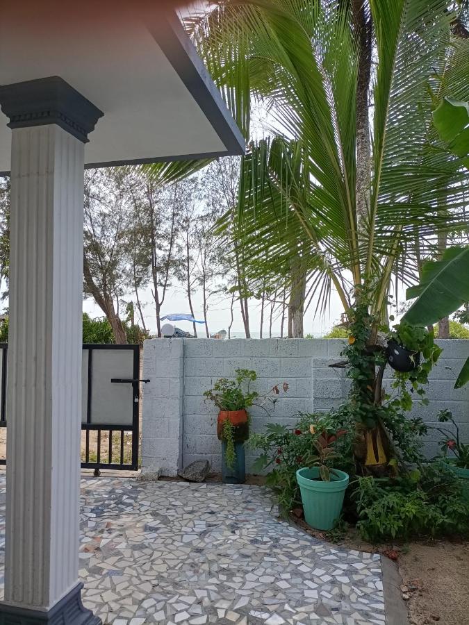 Kadalamma Beach Homestay Alappuzha Exteriör bild